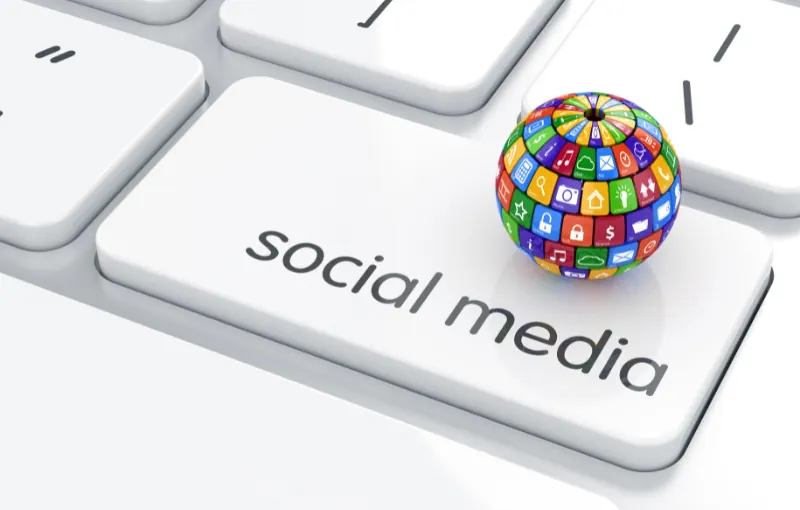 web marketing et reseaux sociaux-services social media marketing-prospection-auvergne